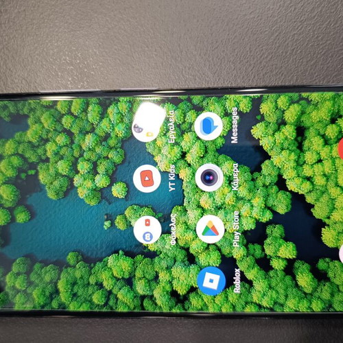 TCL smartphone 256 GB used, 6+6 GB RAM, IPS LCD 90Hz