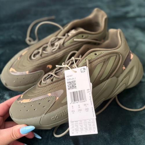 Adidas Ozelia unisex athletic shoes new, brown, size 39.5