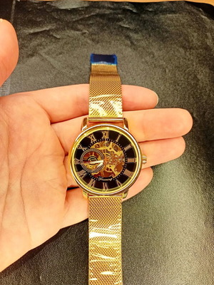 Mechanical watch new, 21 jewels, sapphire glass, gold color
