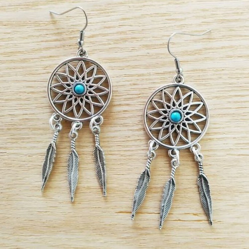 Boho dreamcatcher earrings new with metal details and steel hook