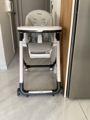 Peg Perego Siesta high chair like new