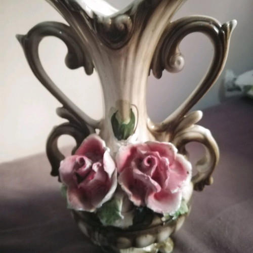 Collectible Italian vase used with detailed ceramic craftsmanship