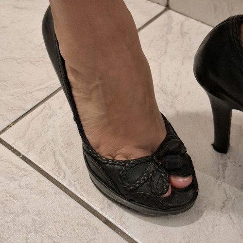 Pura Lopez heels used, black, size 35, made in Spain