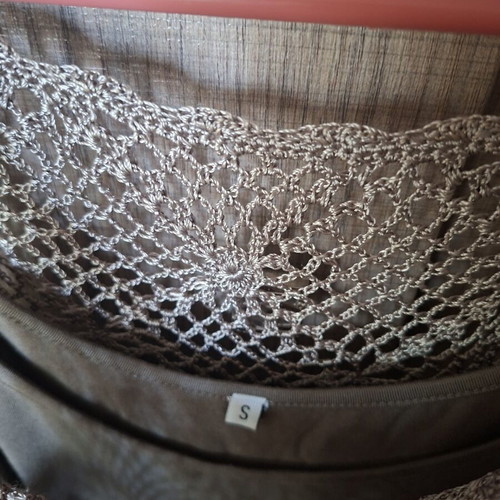 Khaki mesh tank top size small like new