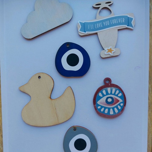 Wooden decorative craft pieces like new, set of 6