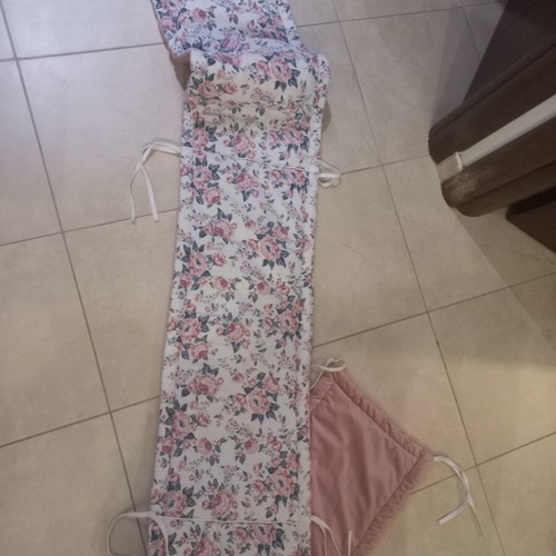 Crib blanket like new, reversible for baby crib