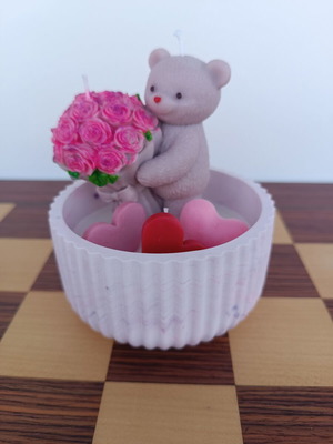 Handmade scented candle with porcelain container