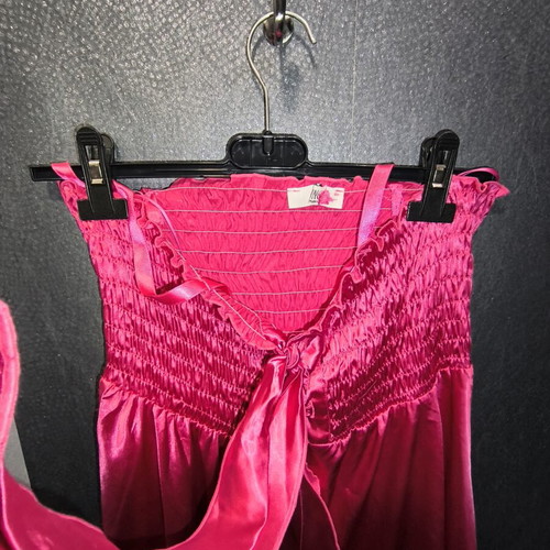 Fuchsia satin asymmetric dress On Line like new, strapless
