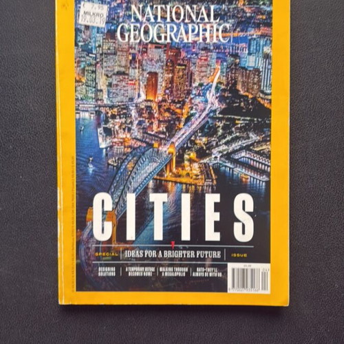 National Geographic magazines like new, special editions and bonus