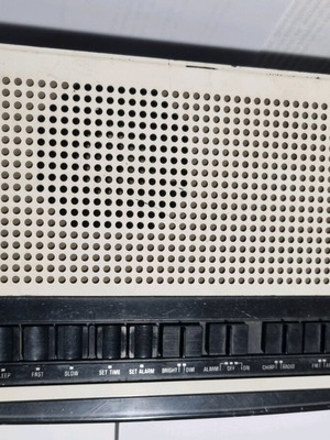 National Panasonic RC 100B clock radio used, vintage 70s