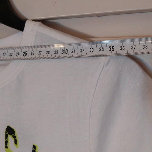 Guess kids T-shirt new, size 12, white
