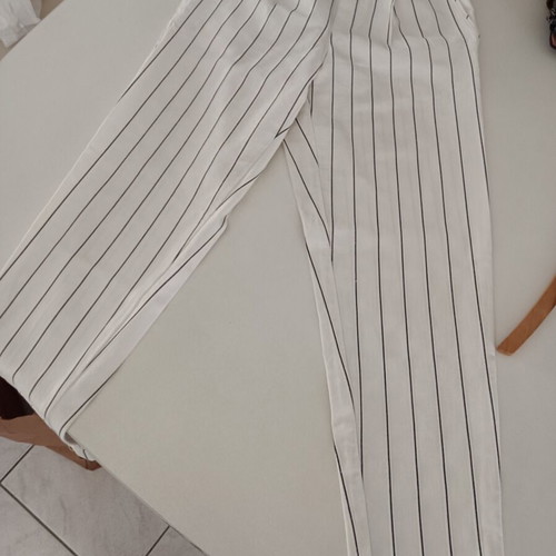 Women's pants pack of 3 like new, white and beige, size XS