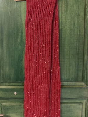 Scarf handmade wool like new, red