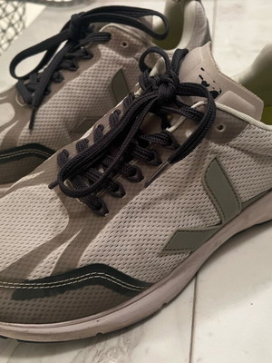 Veja Condor athletic shoes used, gray, size 42.5