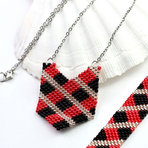 Bracelet and necklace set custom made in black and red