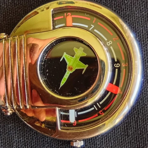 Quartz watch from the Space Ege era like new, silver