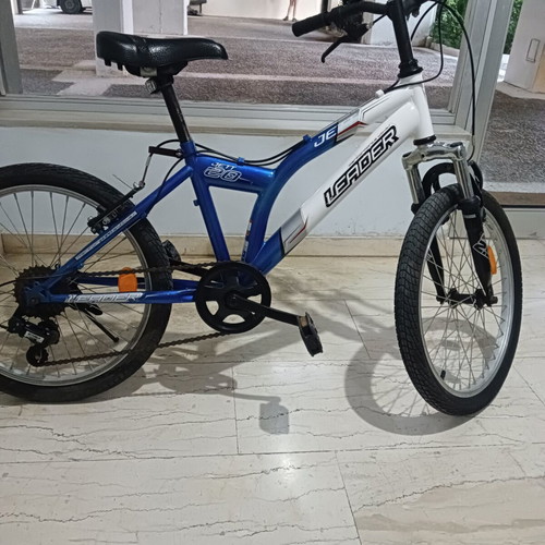 Leader Jett 2.0 20" Bicycle like new, blue, V-Brakes