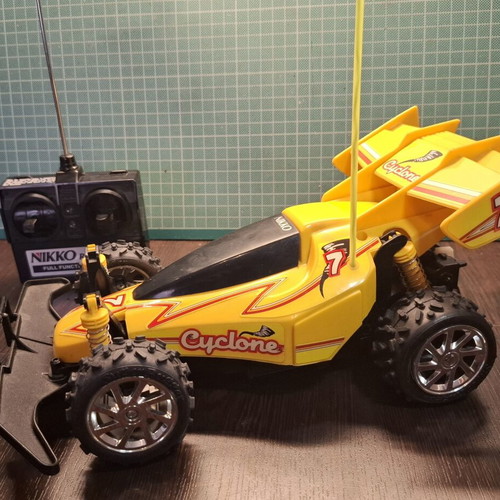 NIKKO Cyclone remote control buggy like new, 1988 model