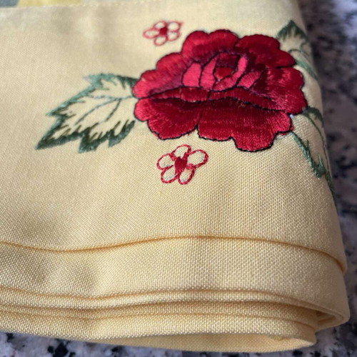 Tablecloth 140x180 new