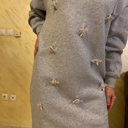 Edited dress sweatshirt with sequins new, size L