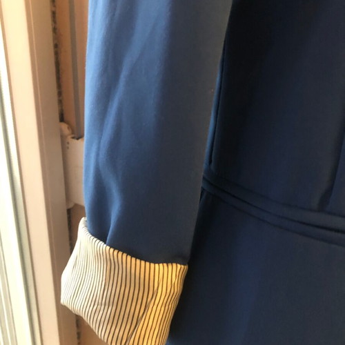 Italian blue royal blazer like new with striped detail