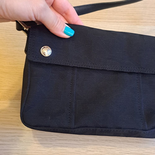 DKNY shoulder bag black like new