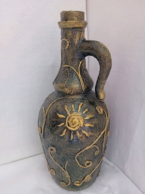 Декорирана бутилка за любимо питие