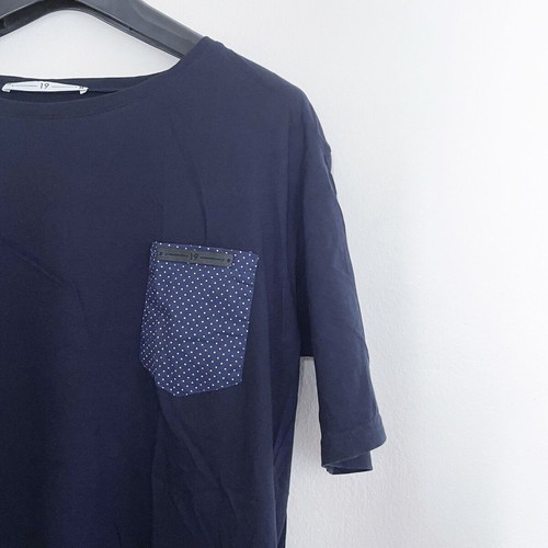-19- (19 Menswear) T-shirt Medium black and blue like new