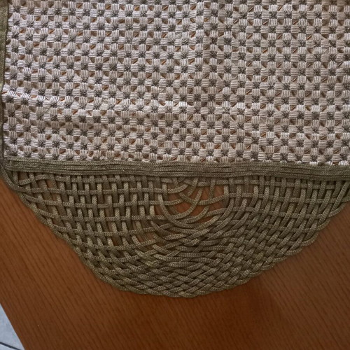 Table runner like new beige itamina embroidered with beads