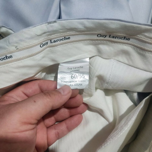 Κοστούμι Guy Laroche γκρι σαν καινούργιο με πουκάμισο, γραβάτα και ζώνη