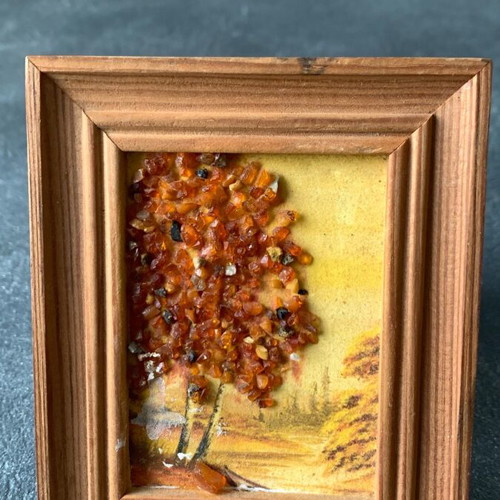 Natural amber pillar used
