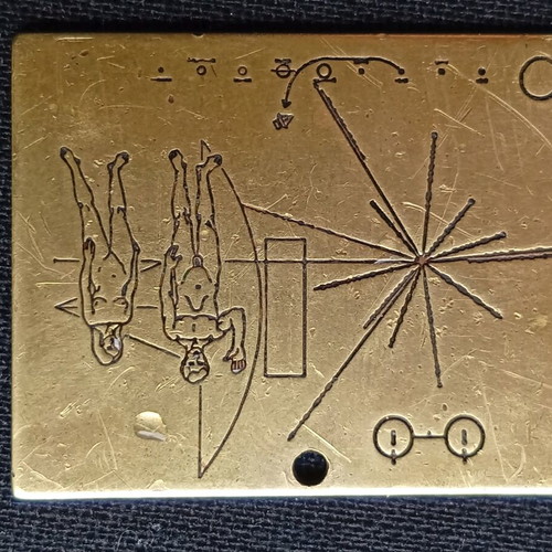 NASA brass plaque prof. Carl Sagan used 3.5x2.7 cm