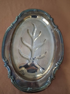 Metal serving tray used, 42×30 cm with decorative designs