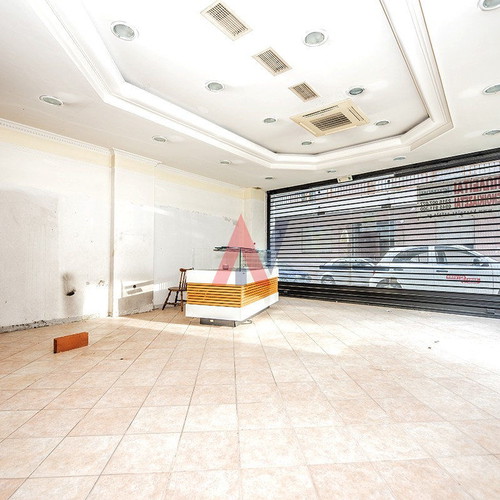Corner commercial property 860 sqm 3 levels in Kalamaria