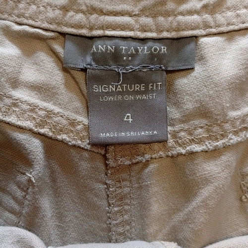 Ann Taylor women's shorts beige like new, size S