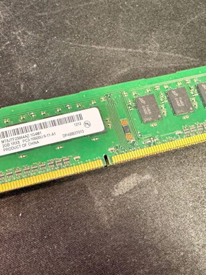 Micron PC3 12800U 2GB used, pack of 2
