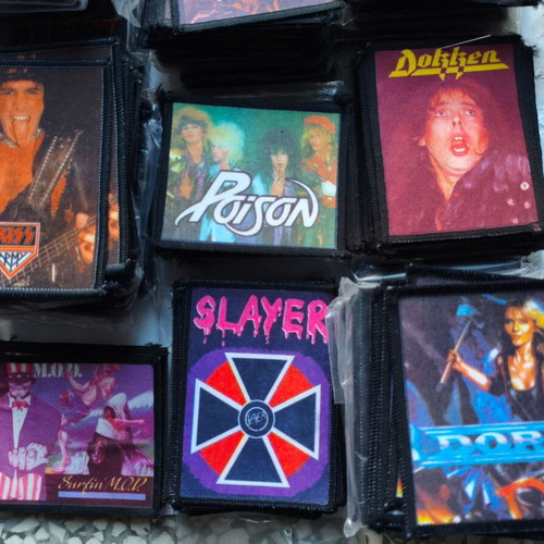 Vintage υφασμάτινα ράμματα σετ 28 με heavy metal συγκροτήματα 1980, καινούργιο