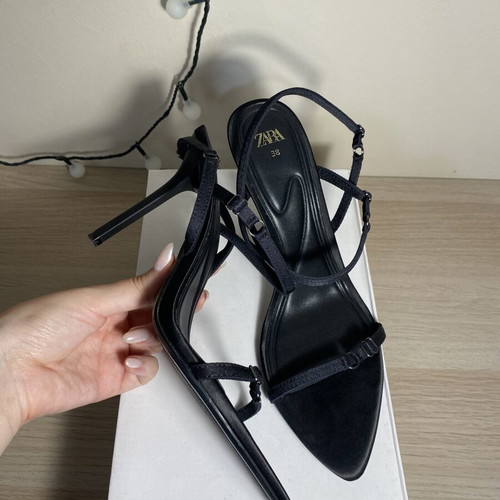 Zara stiletto sandals like new, black, size 38