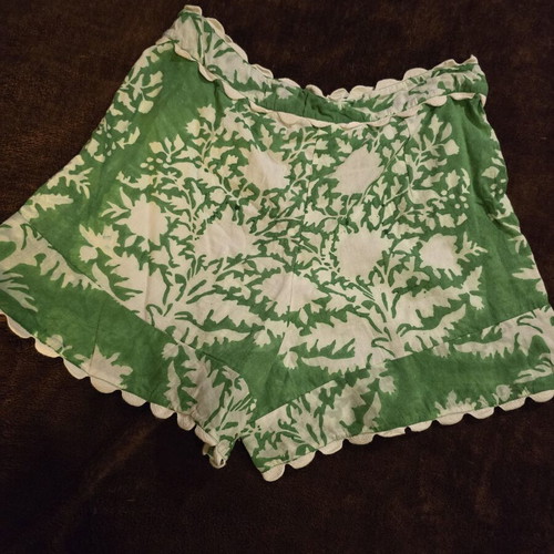 Juliet Dunn shorts like new