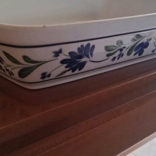 Heat-resistant baking dish used 30x25x7cm with blue design