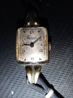 Lunesa vintage women's watch used, gold color