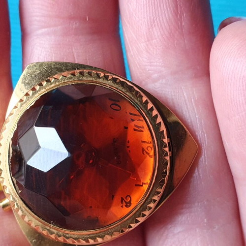 Vintage 80s Zaria wind-up watch used, gold color