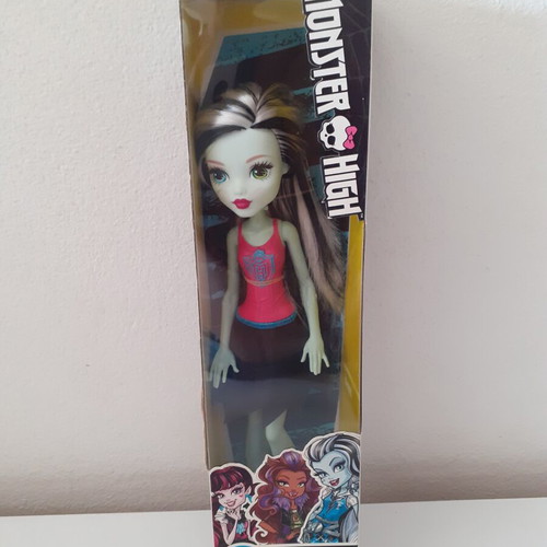 Monster High Frankie Stein doll Mattel 2016 new, sealed