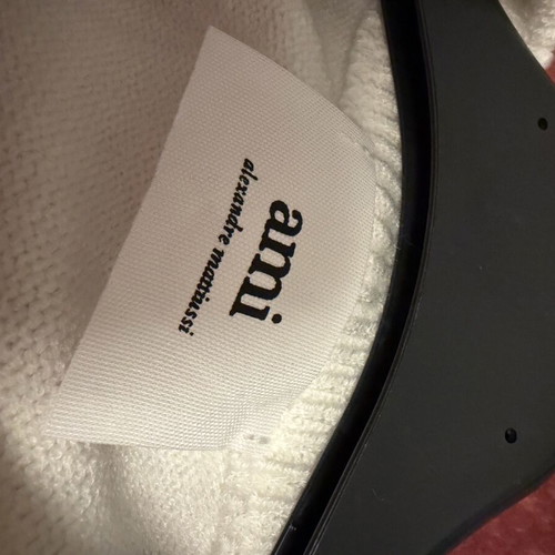 Ami crew neck hoodie size M new, white