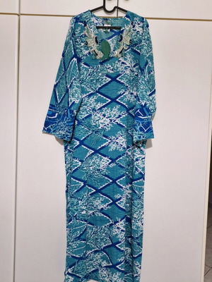 Caftan new 100% viscose size large/x-large with embroidery and slits