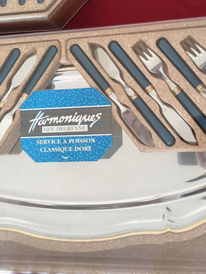 Harmoniques Guy Degrenne Fish Serving Set new, metal platter and cutlery