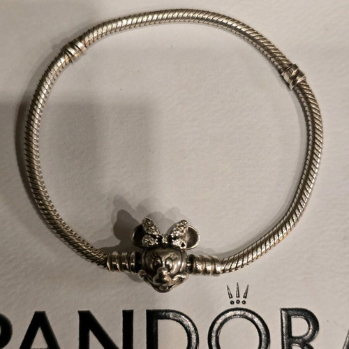Pandora Disney Mickey Mouse silver women's bracelet like new, size 17