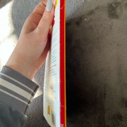 Pisces book like new