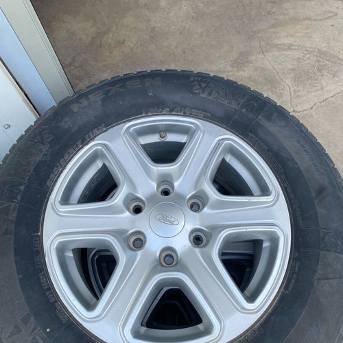 Ford Ranger 17" Rims like new 6x139.7 ET55