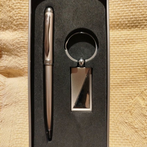 Metal pen and keychain set new